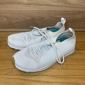Native AP Mercury Men's Liteknit White Sneakers - Size 6